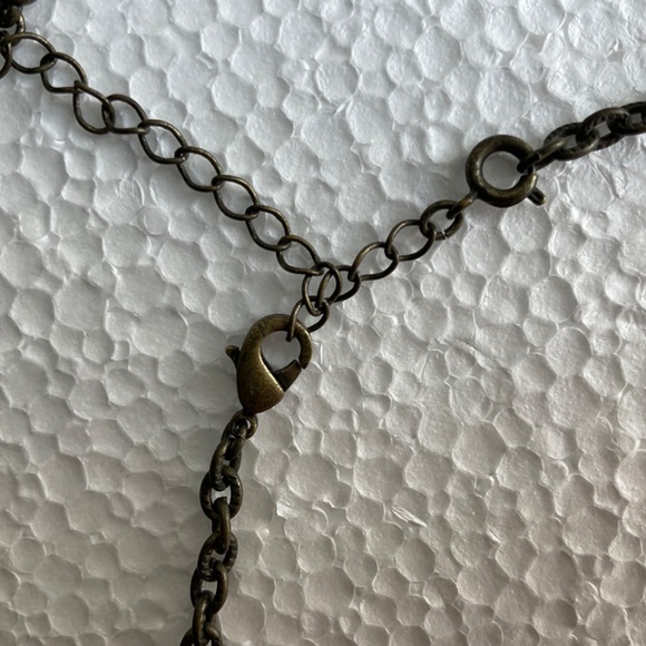 Vintage Bronze Metal Flower Power Necklace (Avon?) - Picture 4 of 7